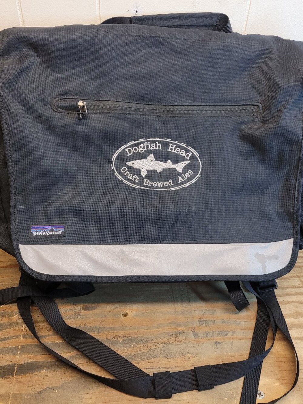 Patagonia Half Mass Laptop Messenger Bag - Rare Dogfish Head Brewery Edition
